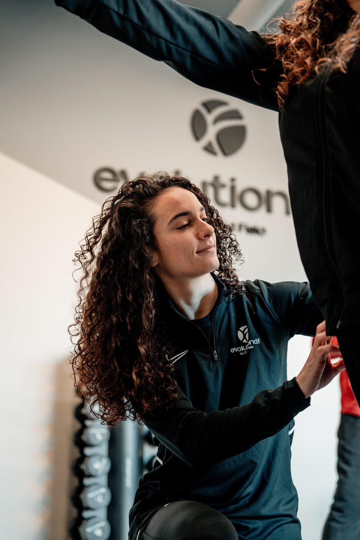 Ejercicio terapéutico guiado por profesional de evolutiondf en Novelda